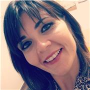 Docente di lettere impartisce ripetizioni per materie umanistiche per medie e superiori